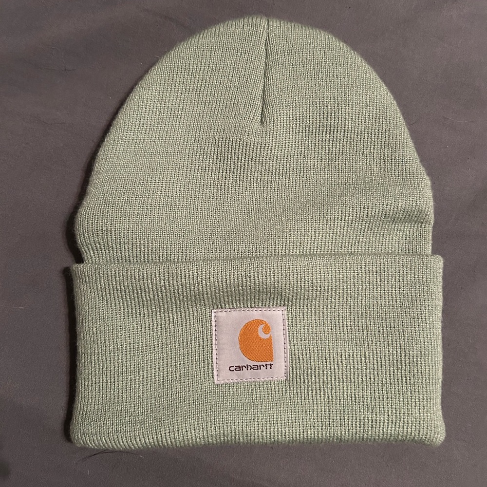 carhartt mint green women’s hat. one size. never worn!